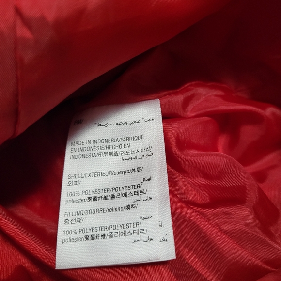 Charter Club Quilted Vest size Petite medium in red color - Picture 8 of 10